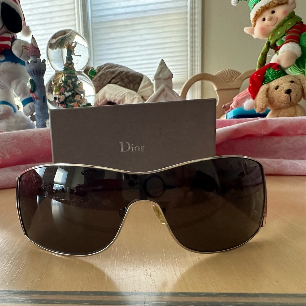 EUC Christian Dior Sunglasses with original box